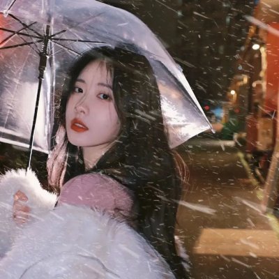 日落在霓虹灯